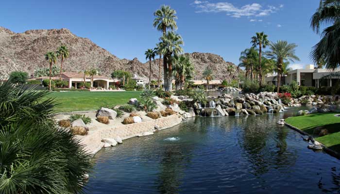2121 Palm Springs Real Estate
