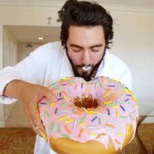 This Hotel Will Deliver a 10-pound Doughnut to Your Room